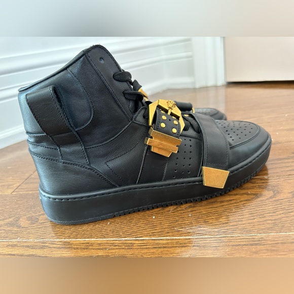 Black Leather Versace Sneakers - Picture 2 of 11